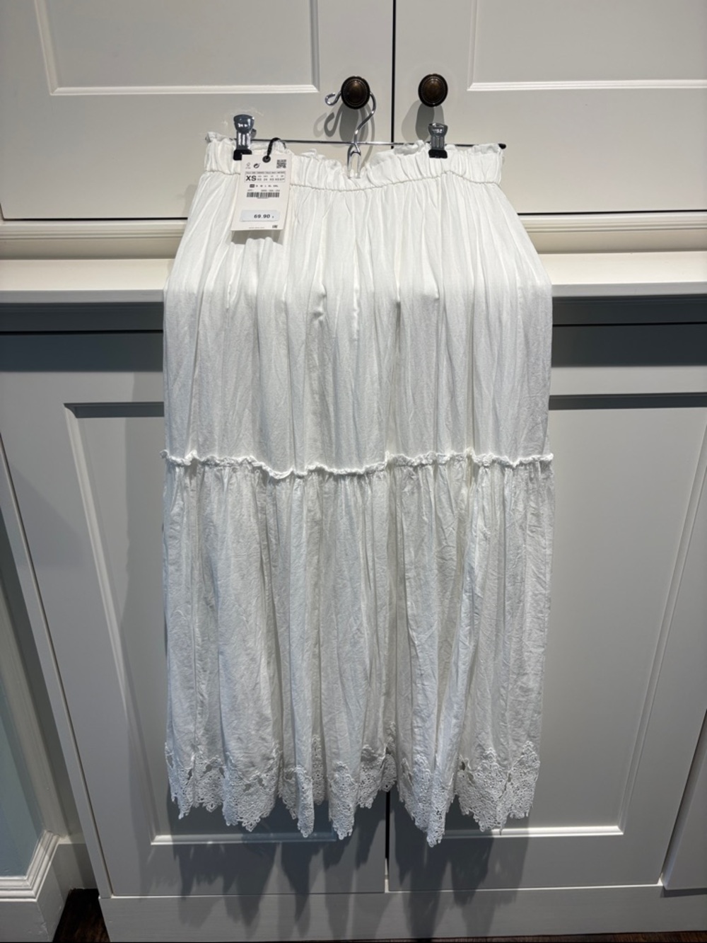 Zara White Tiered Maxi Skirt with Lace Hem
